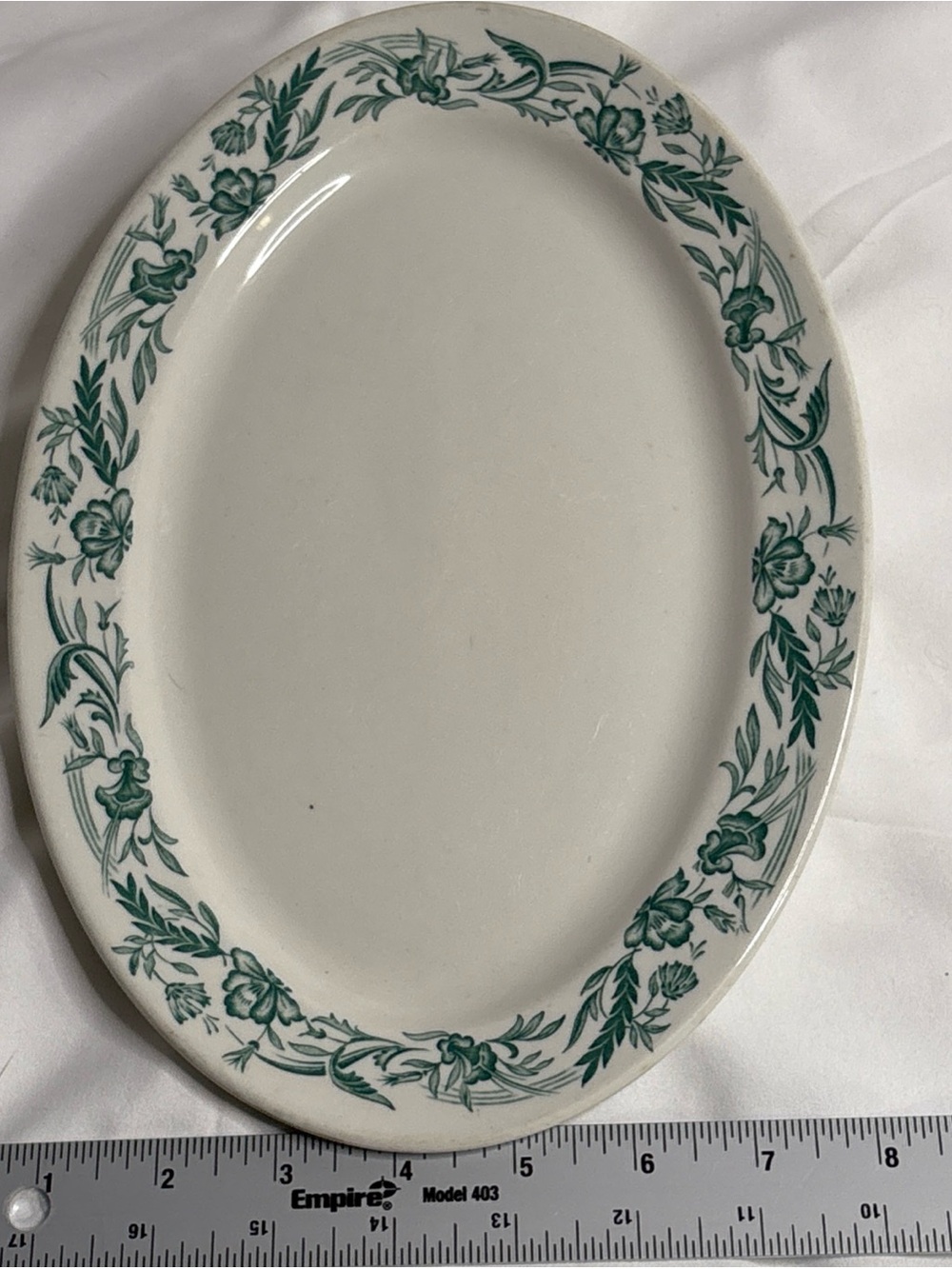 Vintage 1950s Mayer China Marilyn Green 10.5” oval platter